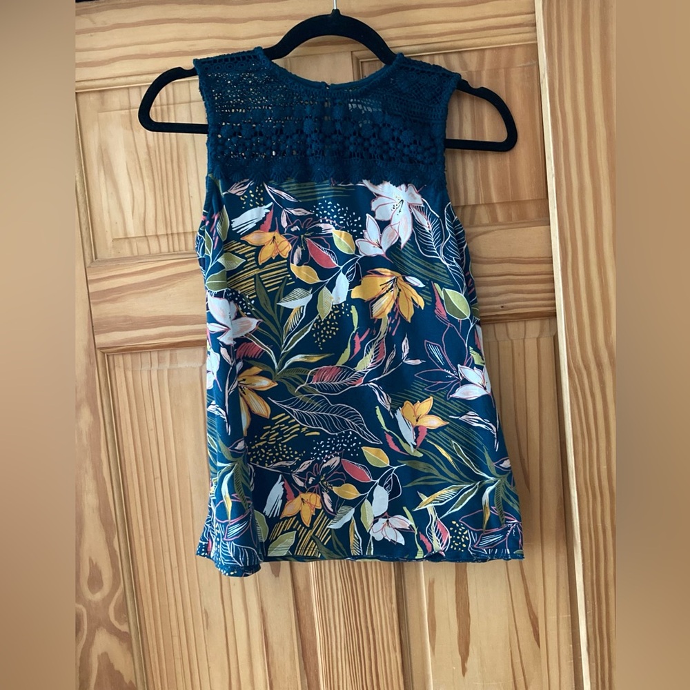 Cute Garnet Hill tank